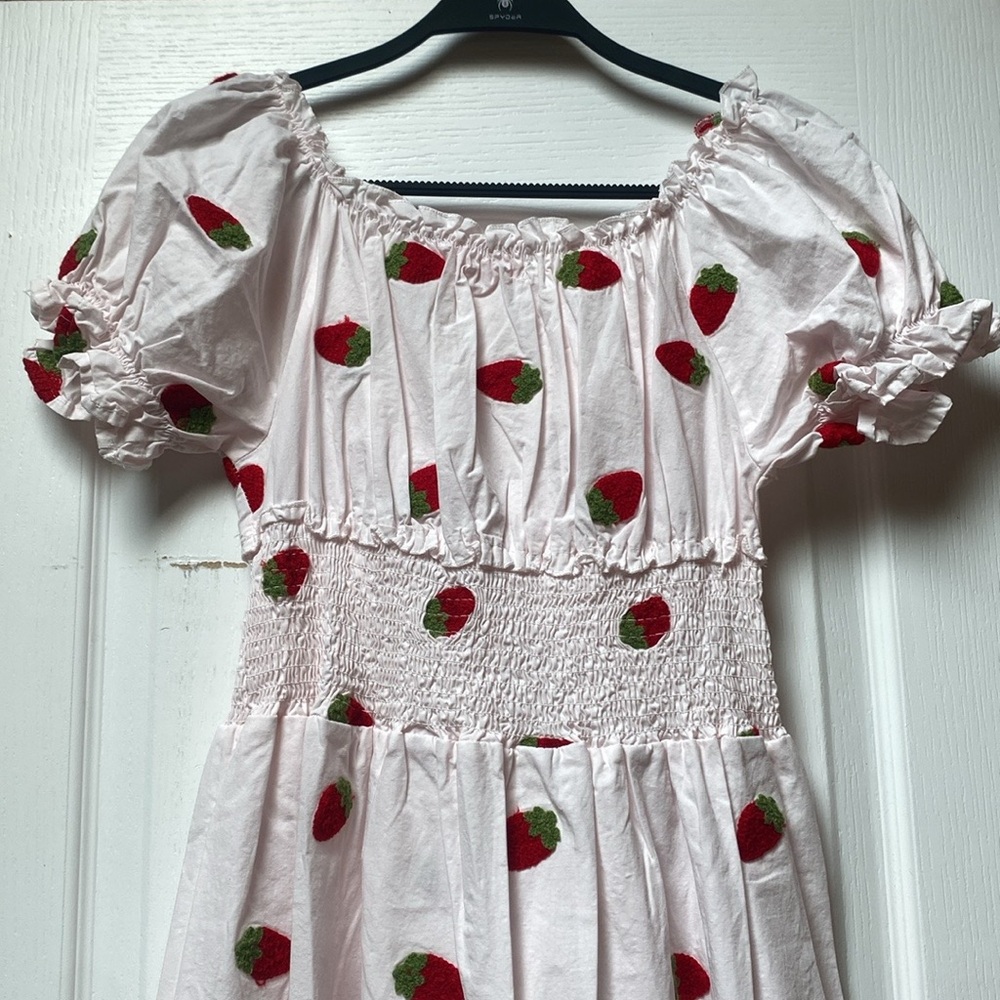 Strawberry Print Puff-Sleeve Midi Dress -M - Picture 6 of 6